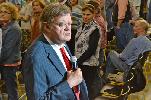 Garrison Keillor sings hymns with his audience during a standing intermission at his show ‘A Brand New Retrospective’ on Tuesday night at Holmes Convocation Center. Keillor, known for his NPR program ‘A Prairie Home Companion,’ shared stories from his life after the event began with a performance by the Mountain Home Bluegrass Boys. Mark Kenna | The Appalachian