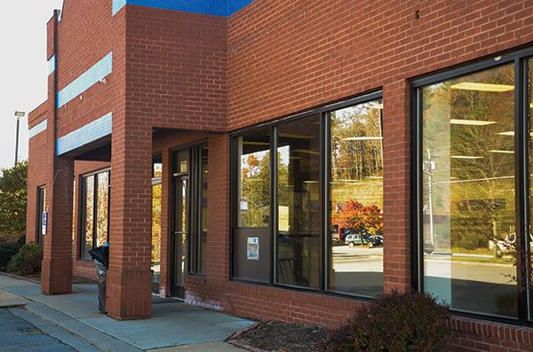 This empty building on Blowing Rock Road, formerly a Blockbuster, has been purchased by The Ardent Companies in preparation for its conversion into an IHOP. Photo by Kim Reynolds | The Appalachian