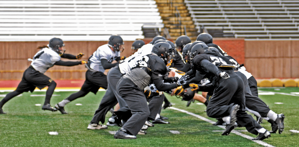 The+Appalachian+football+team+running+defensive+and+offensive+drills+at+Kidd+Brewer+Stadium+during+a+Spring+football+practice.+The+team+is+having+their+second+bye+week+of+the+season.+Photo+by+Morgan+Cook++%7C++The+Appalachian