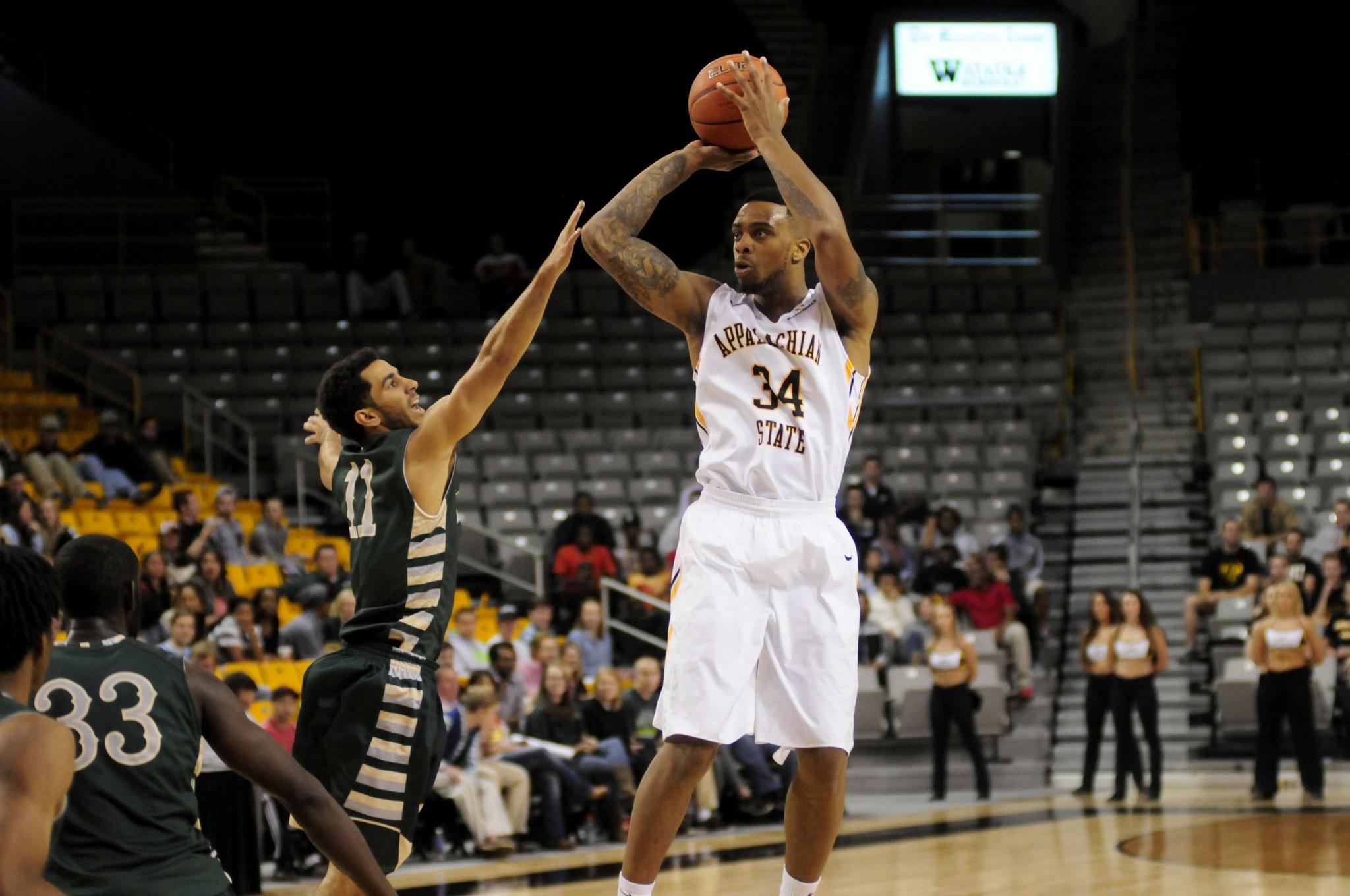 Mountaineers slip by Bobcats in exhibition opener