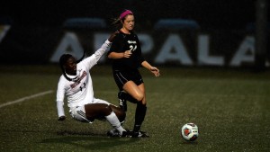 Womens soccer ties in defensive battle