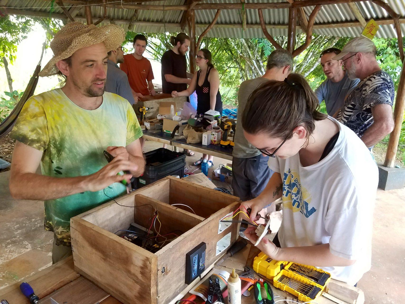 A photo from the Costa Rica Sustainable Technology and the Built Environment (STBE) spring break program from 2016.