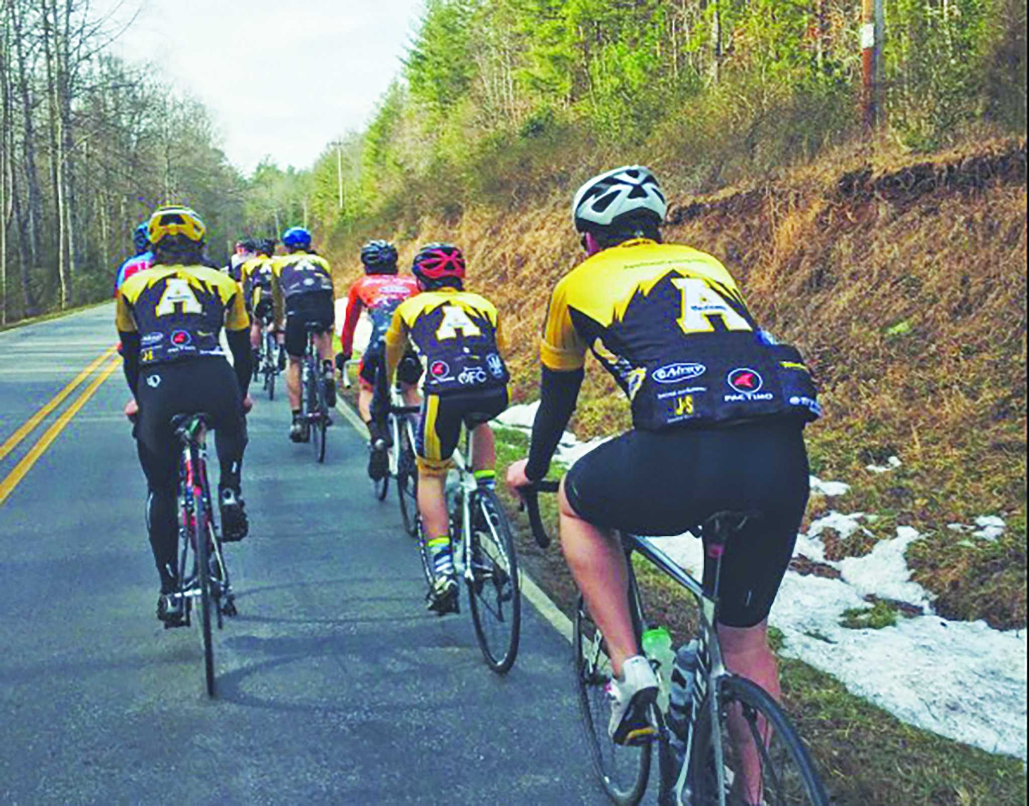 club-cycling-finds-ways-to-train-despite-winter-setbacks-the-appalachian