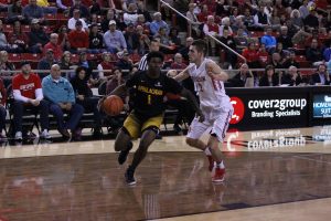 Guard Kelvin Robinson finished the night with nine points in his first game as a Mountaineer 