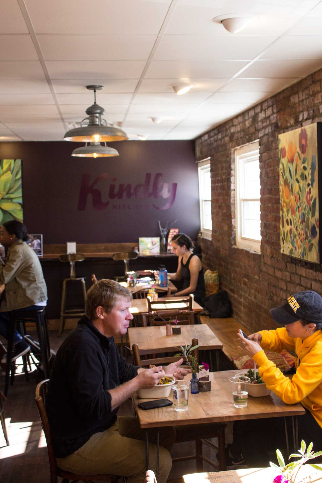 Kindly Kitchens is 100% vegan and 100% gluten free bowls. The unique restaurant is located on King Street on the conner of Depot Street and they sell a variety of bowls, salads, and smoothies.