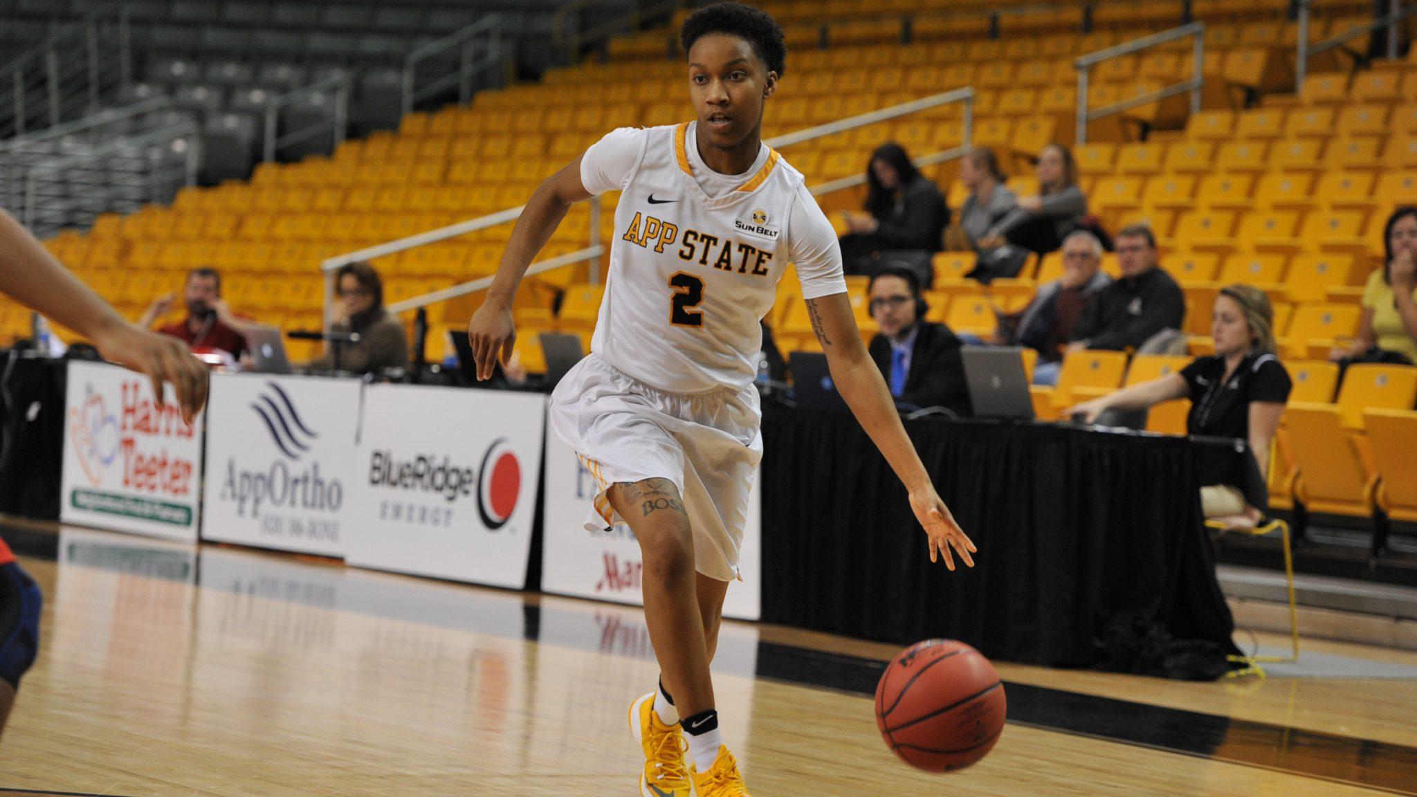 Guard Q Murray scored 11 fourth quarter points as the Mountaineers attempted to comeback.
Photo courtesy: App State Athletics/Dave Mayo