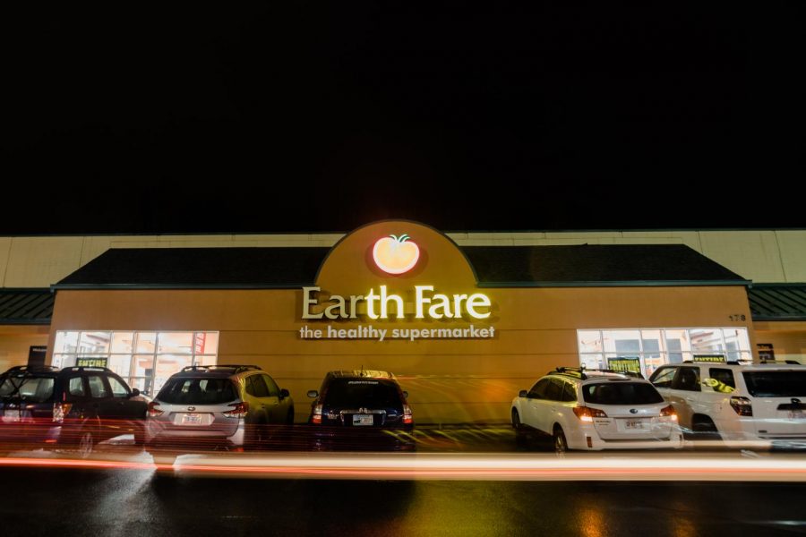 Boones Earth Fare, which closed a few months ago, is reopening its doors once again.