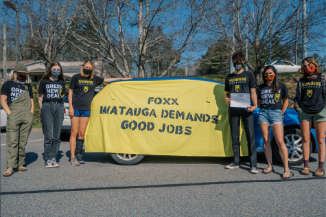 Members of the Sunrise Movement’s Boone chapter advocated for Rep. Foxx to sign the “Good Jobs for All” pledge, which pushes for investment in unionized jobs addressing climate change, systemic racism, and economic inequality.