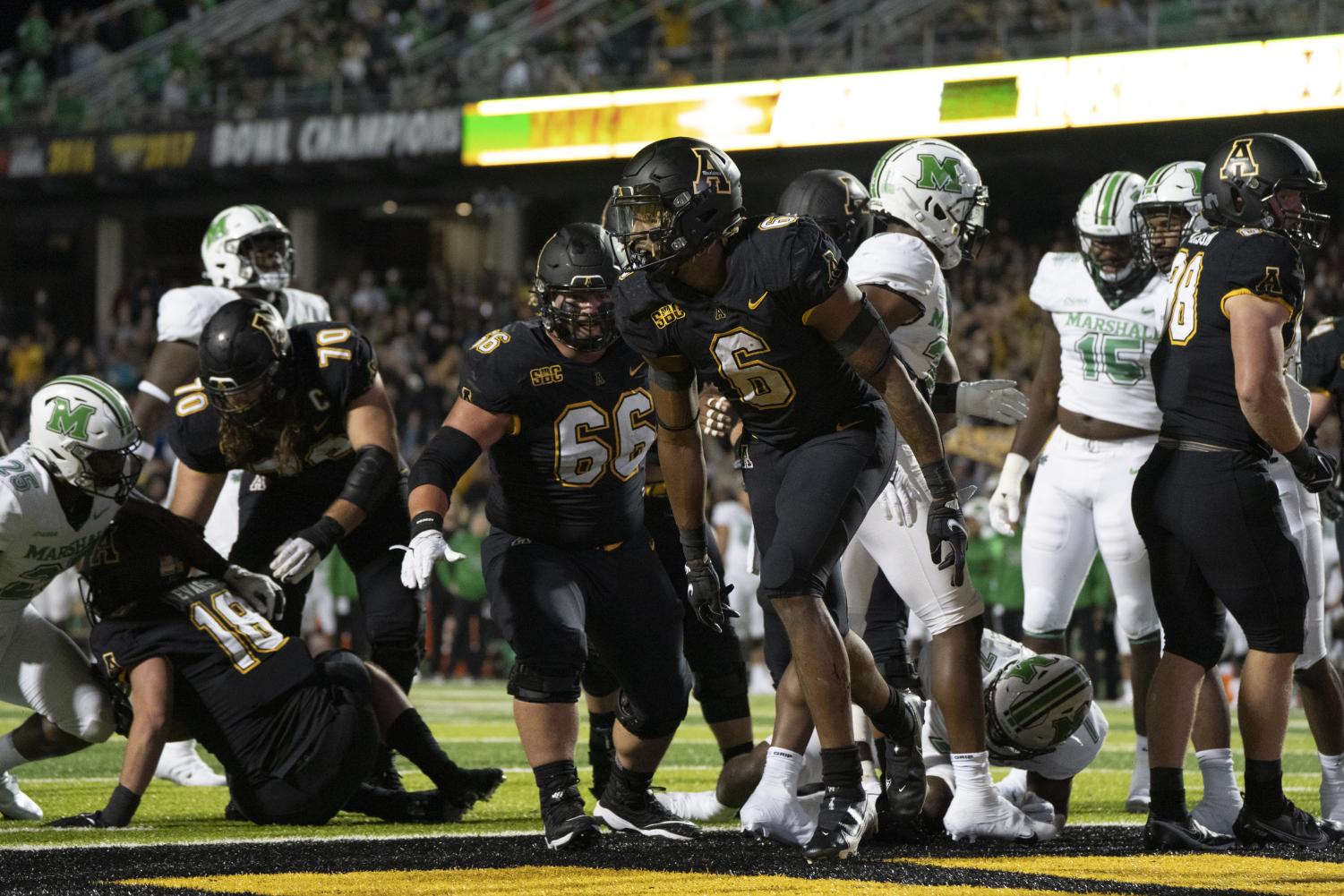 Mountaineers corral Thundering Herd in 31-30 victory – The Appalachian