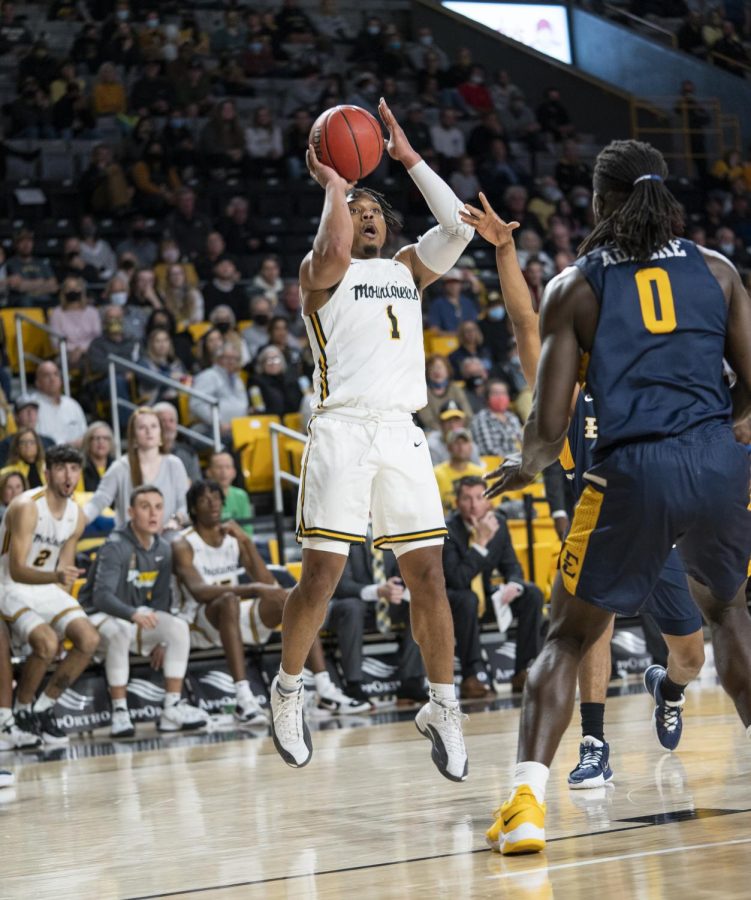 Super senior guard Justin Forrest pulls up for a mid-range jumper against ETSU. Forrest knocked down 6/6 free throws, boosting the Mountaineers to a two-point win. 