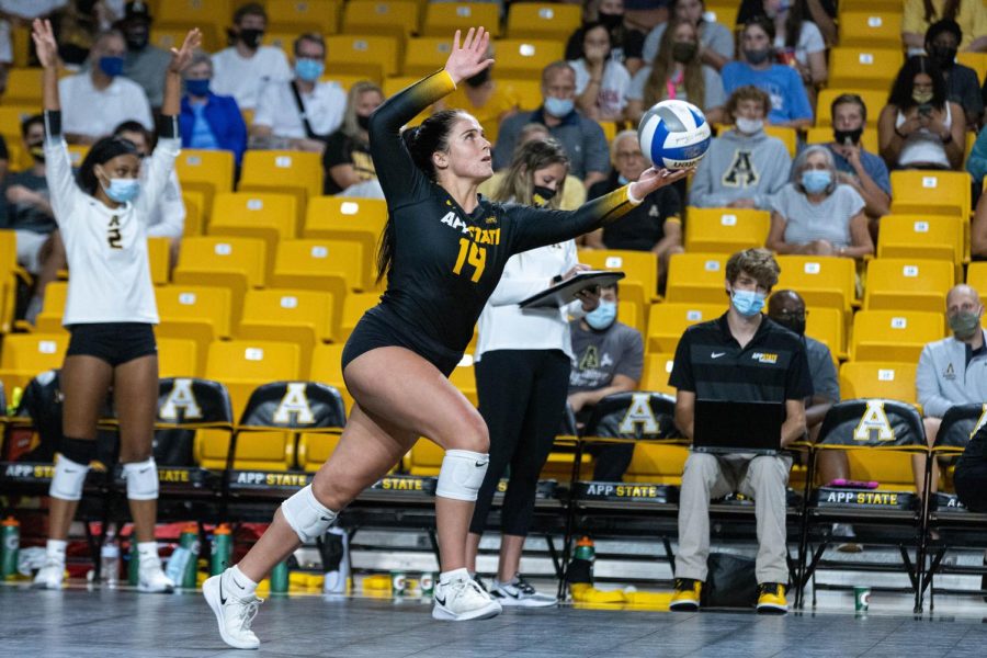 Super+senior+libero+Emma+Reilly+steps+up+to+serve+against+Eastern+Kentucky.+The+Mountaineers+captured+one+of+their+seven+wins+on+the+season+against+the+Colonels+as+Reilly+recorded+15+digs+and+one+kill.+