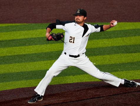 Pitcher Tyler Tuthill unloads a fastball against Georgia State April 9, 2021. 