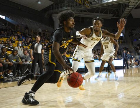 Senior guard Adrian Delph drives the baseline in App States 65-61 victory over Georgia Southern Feb. 10, 2022. 