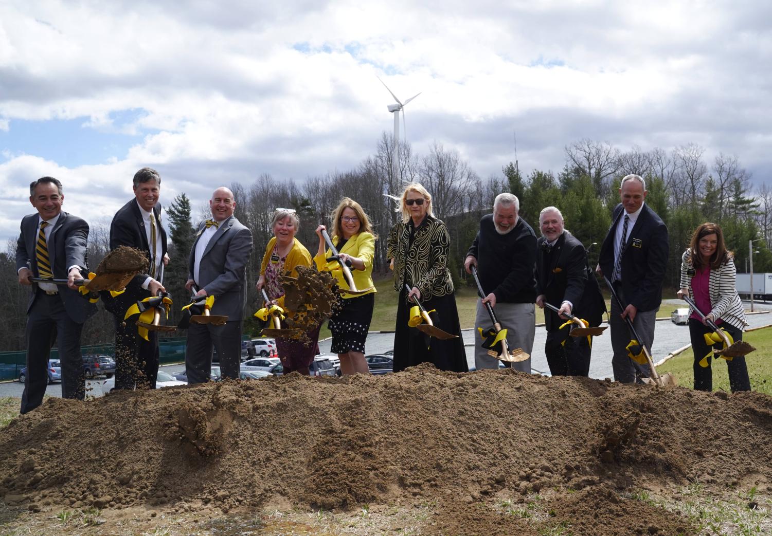 Groundbreaking event marks beginning of Innovation District