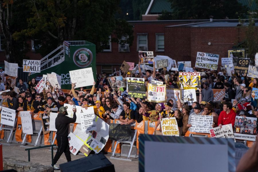 Hundreds of App State fans fill the pit for ESPNs College GameDay Sept. 17, 2022. 