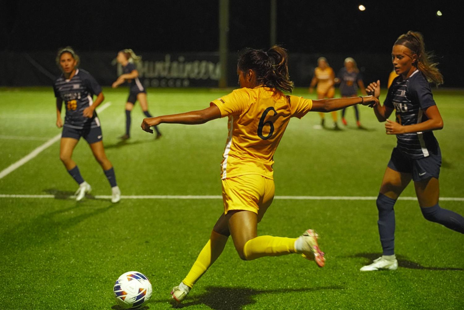 App State soccer suffers consecutive defeats as conference play nears ...