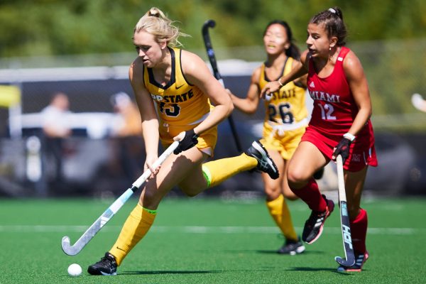 Mountaineers suffer defeats to Redhawks and Tar Heels