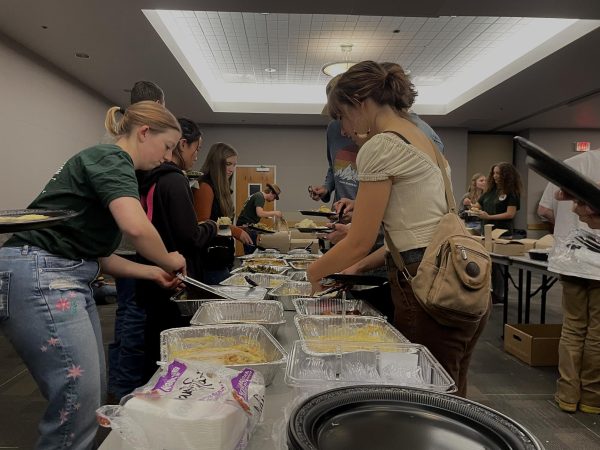Students gather in the Grandfather Ballroom for the Fiddles ‘N Fixins event, held by APPS On Nov. 17, 2023. Thanksgiving food was provided to students before the square dancing began.