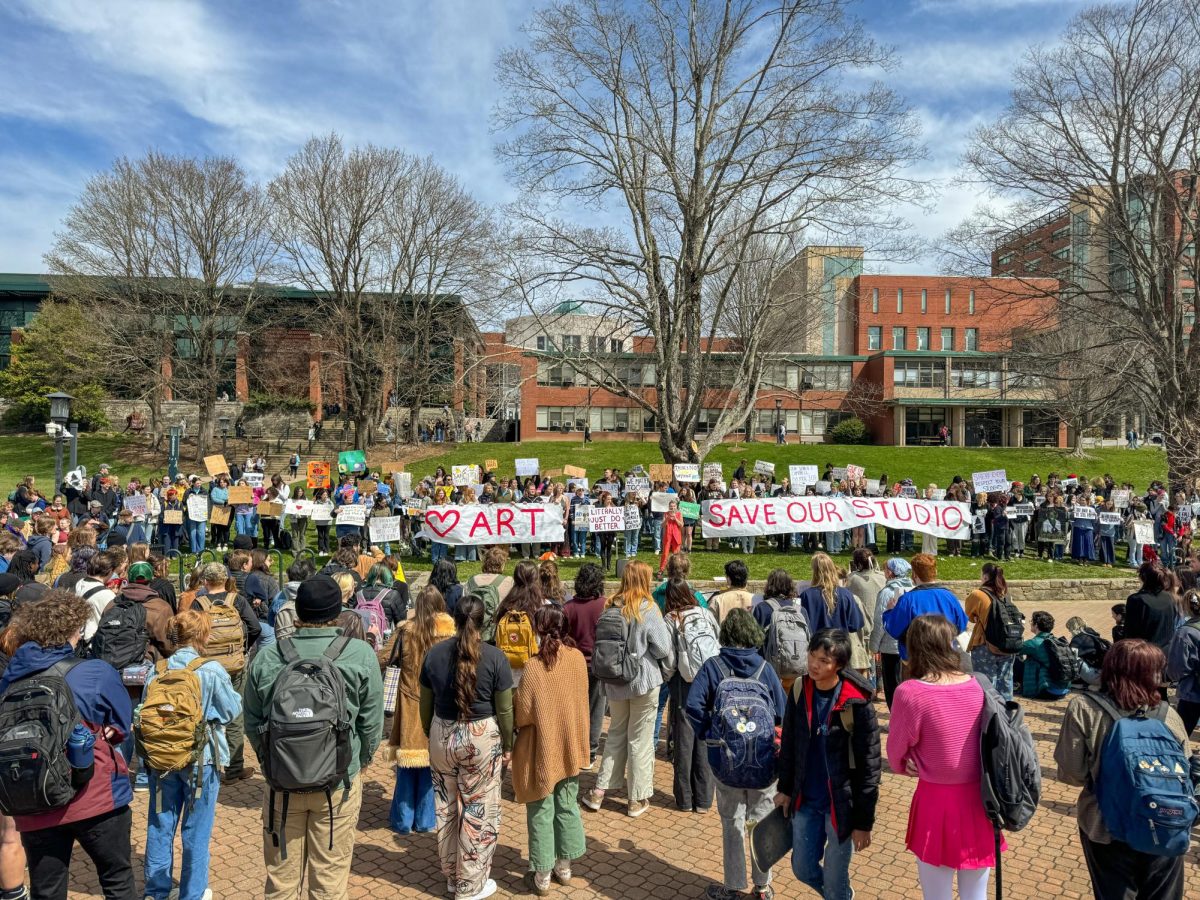 A+peaceful+protest+for+the+advocacy+of+students%E2%80%99+safety+in+Wey+Hall+assembles+on+the+main+strip+of+Sanford+Mall+on+March+28.+