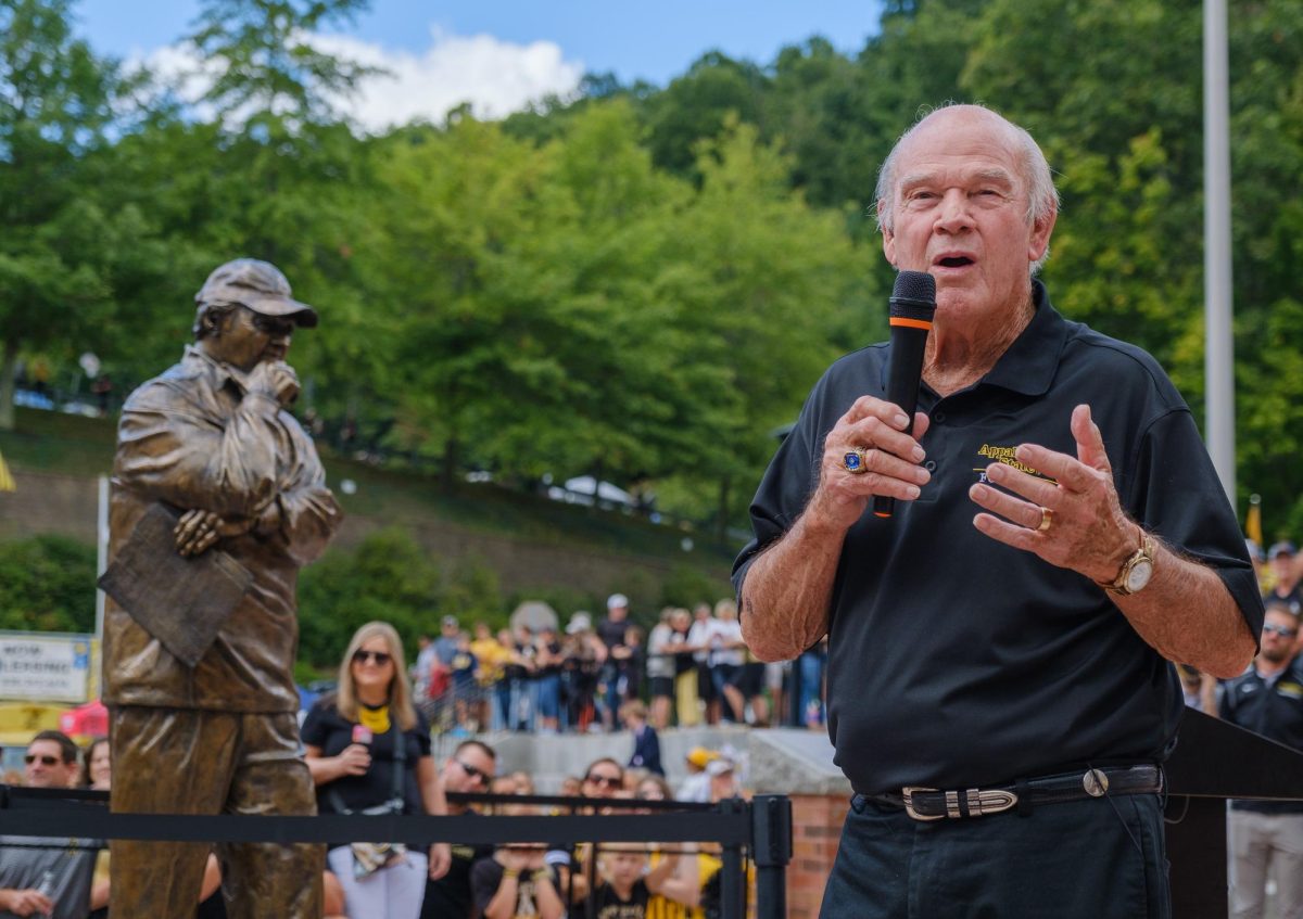 Jerry Moore presenting a speech after a statue of himself was unveiled Sept. 18, 2021, at Kidd Brewer Stadium.