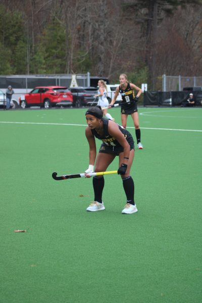 Midfielder Noa Ginjaume Matas before the start of the third quarter against Queens on Nov. 1. Matas took two shots at the game, bringing her total to 31 for the season so far.