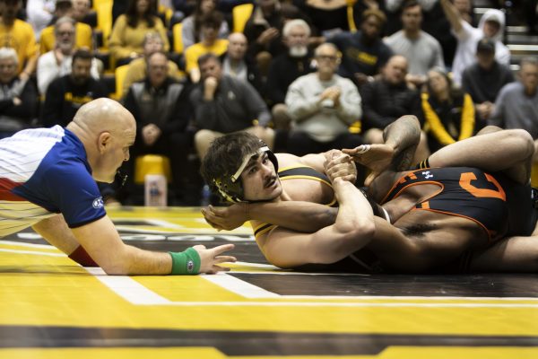 Mountaineers 7-match win streak snapped in 21-15 loss to Campbell