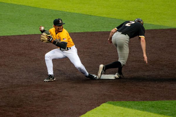 Mountaineer baseball goes down swinging in series against No. 22 Southern Miss