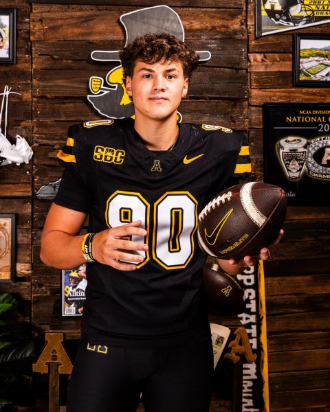 Dominic De Freitas kick starts his Mountaineer legacy